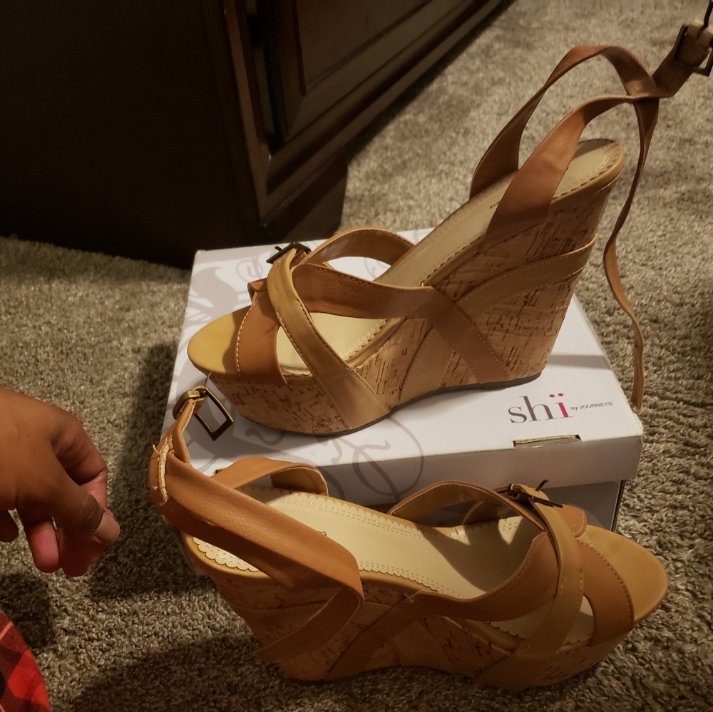 Wedges - Picture 2 of 3